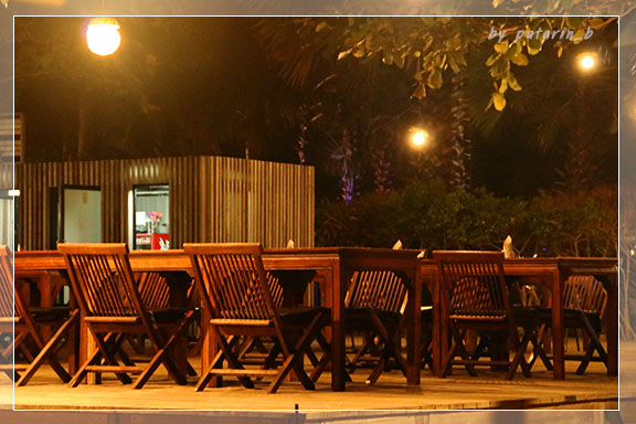 สัตหีบ 1 Dor-Shada at night