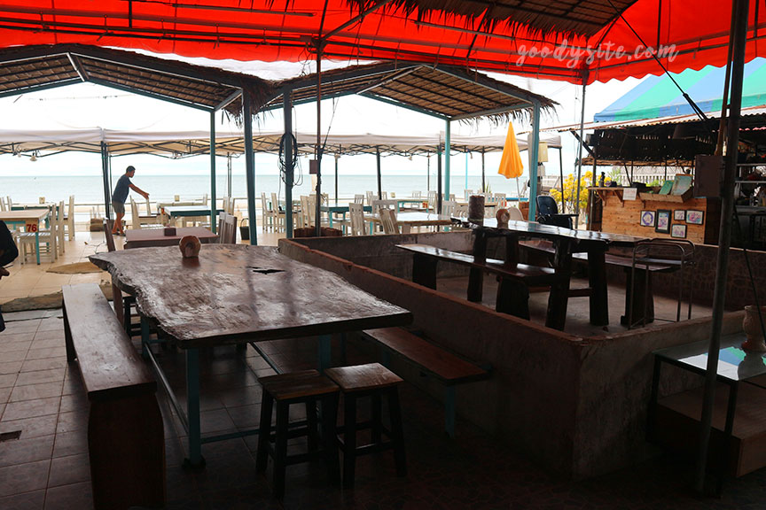 หัวหิน 3 ร้านอาหารแสงไทยซีฟู๊ด