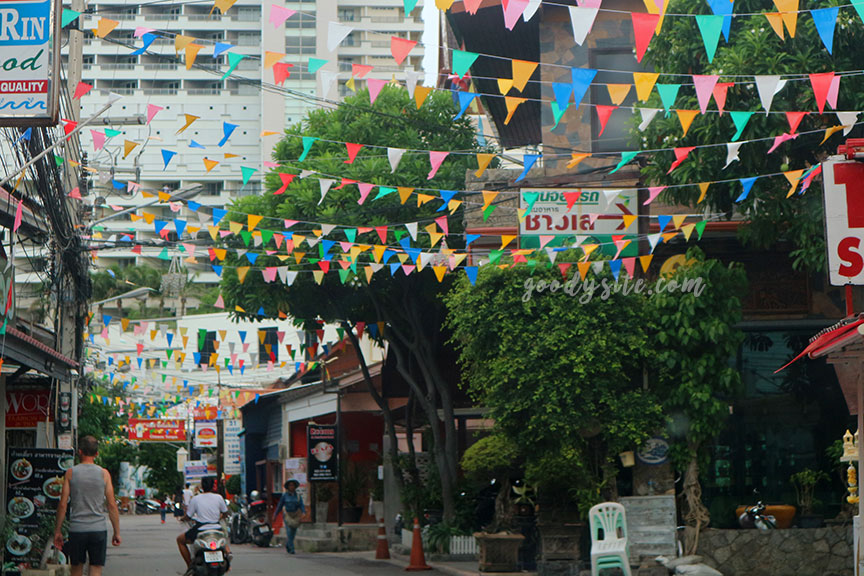 หัวหิน 3 ร้านอาหารแสงไทยซีฟู๊ด