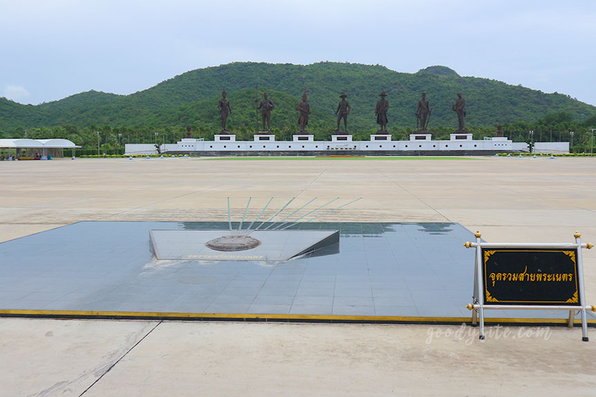 หัวหิน 5 อุทยานราชภักดิ์
