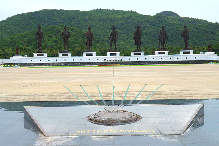 หัวหิน 5 อุทยานราชภักดิ์