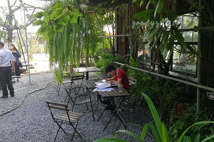 ร้าน Have a Seat ปทุมธานี