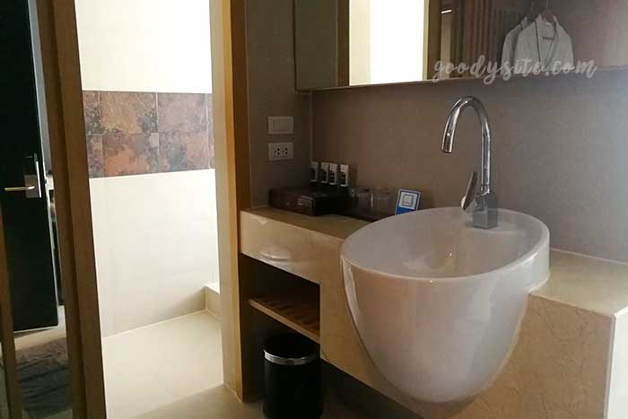 Hotel Vista พัทยา ชิลๆ สักวัน