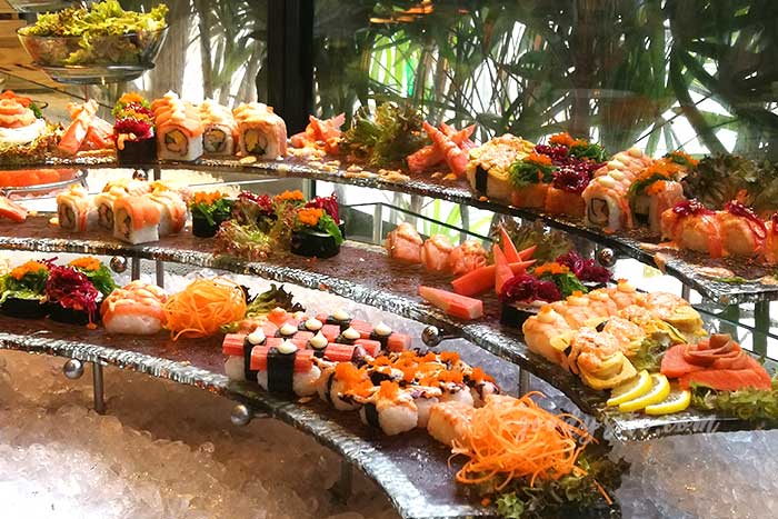 Hotel Vista 2: The Food