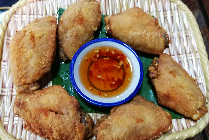 ทำบุญคุณยาย 1 ร้านอาหารชมสวน พัทยา