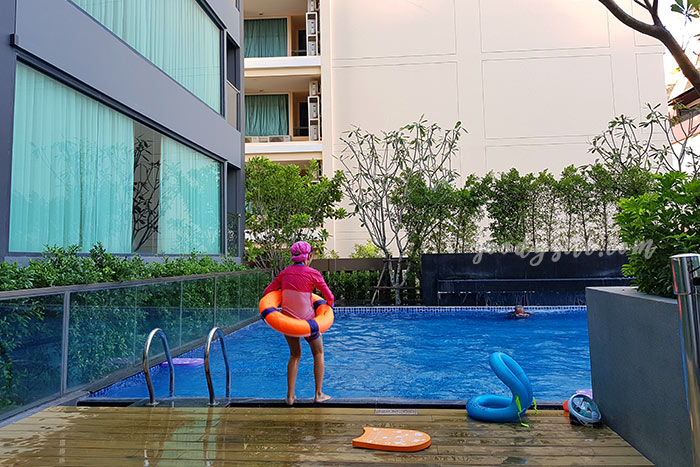 ทำบุญคุณยาย 3 ที่พัก 2 M Hotel