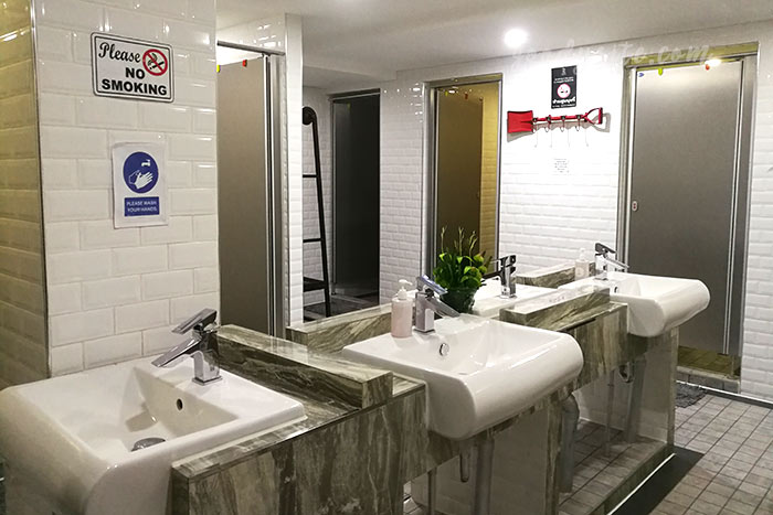 ทำบุญคุณยาย 2 ที่พัก 1 Nonze Hostel