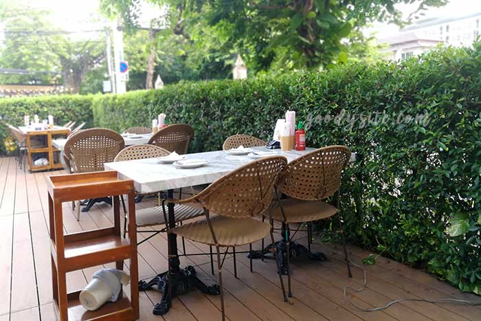 ร้านอาหารเฝอตี้นาย (Photynine)