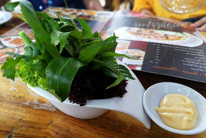 ร้านอาหารเฝอตี้นาย (Photynine)