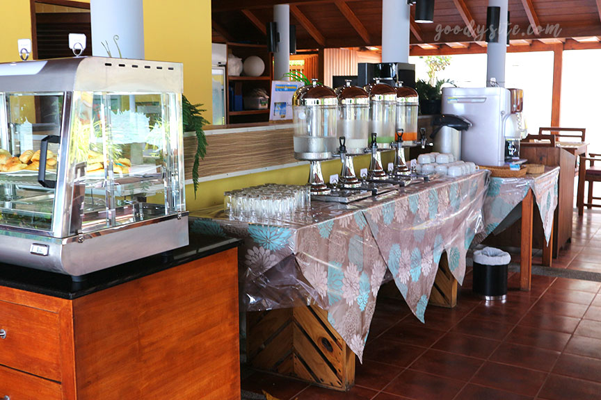 ภูเก็ต 4 โรงแรม By The Sea