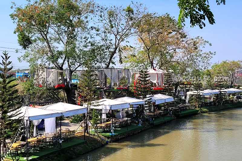 ริมลากูน คาเฟ่ แอนด์ เรสเตอรองต์