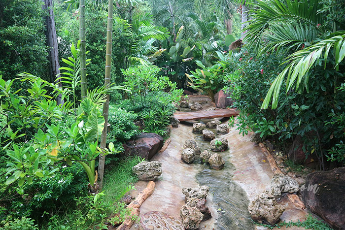 เพชรบุรี 2 River Tales Resort