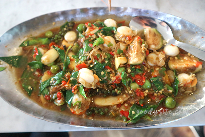 ร้านอาหารสายลม บางปู วิวดี อาหารอร่อย
