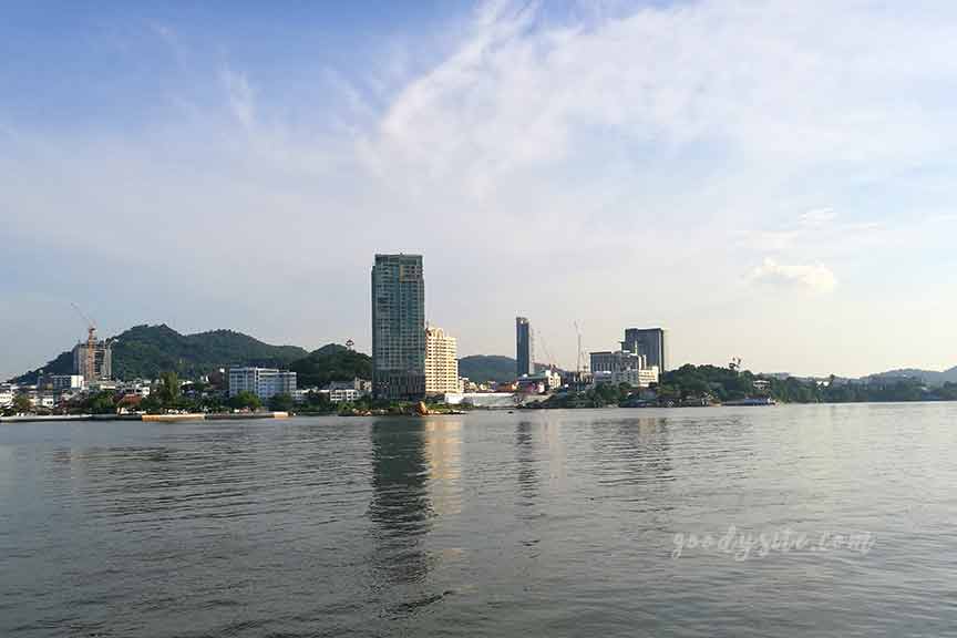 พัทยา-สีชัง 4 ที่พักเกาะสีชัง ริมทะเลรีสอร์ท สำเภาเงิน