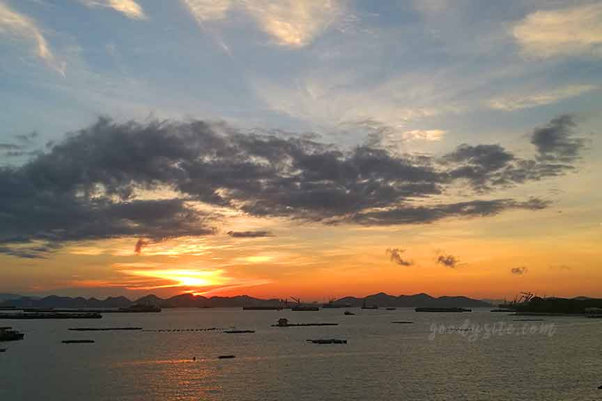 พัทยา-สีชัง 4 ที่พักเกาะสีชัง ริมทะเลรีสอร์ท สำเภาเงิน