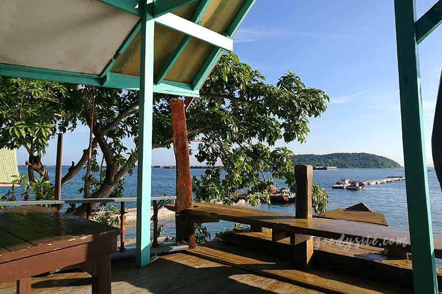 พัทยา-สีชัง 4 ที่พักเกาะสีชัง ริมทะเลรีสอร์ท สำเภาเงิน