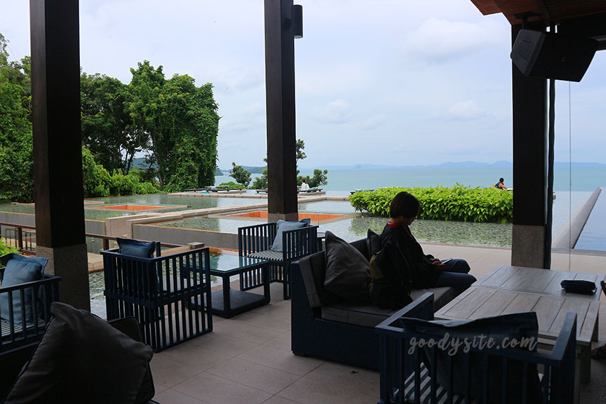 ภูเก็ต 9 โรงแรมศรีพันวา3 กิจกรรมนันทนาการ