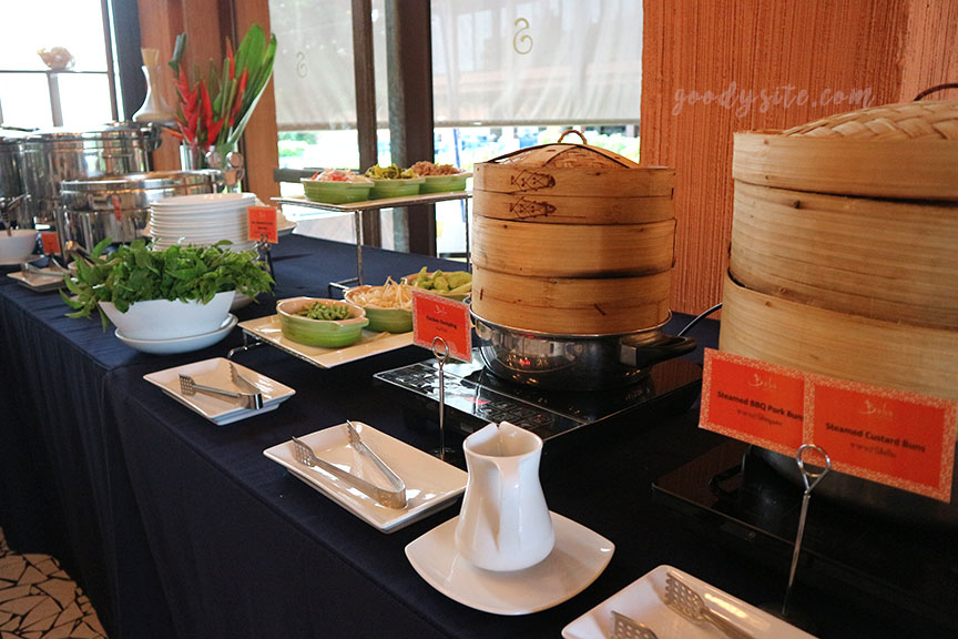 ภูเก็ต 10 โรงแรมศรีพันวา4 อาหารเช้า