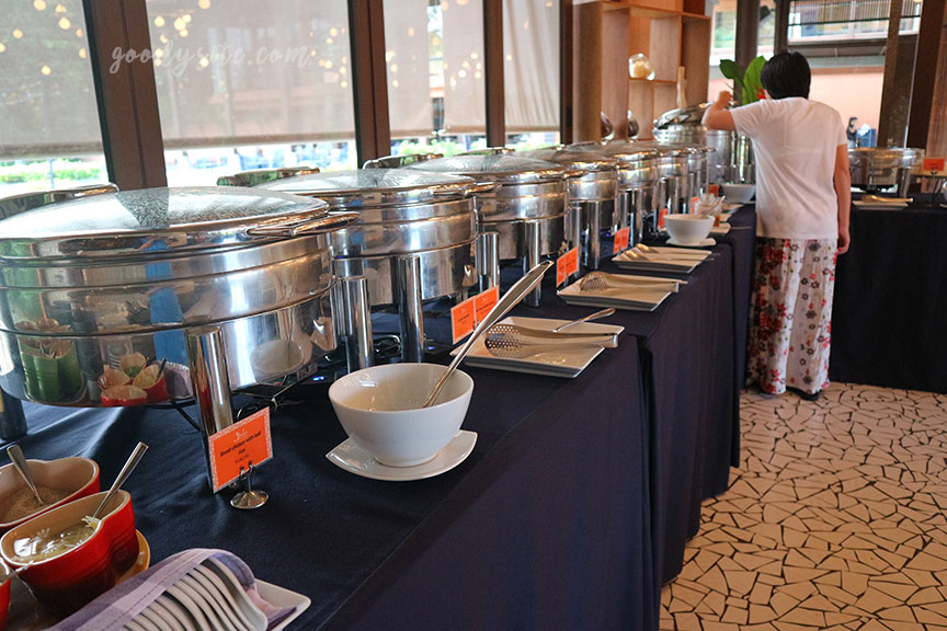 ภูเก็ต 10 โรงแรมศรีพันวา4 อาหารเช้า