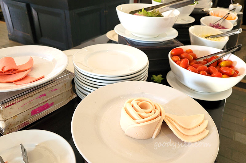อาหาร การกินขณะพักที่ Sunshine Garden Resort