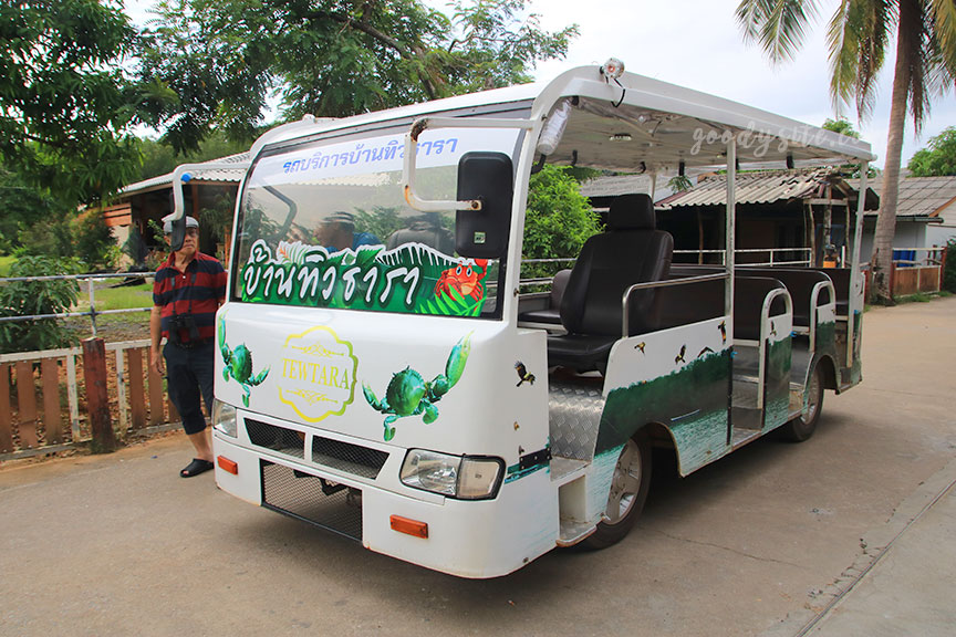 ตราด 6 ร้านบ้านทิวธารา ตราด กินปู ดูเหยี่ยวแดง