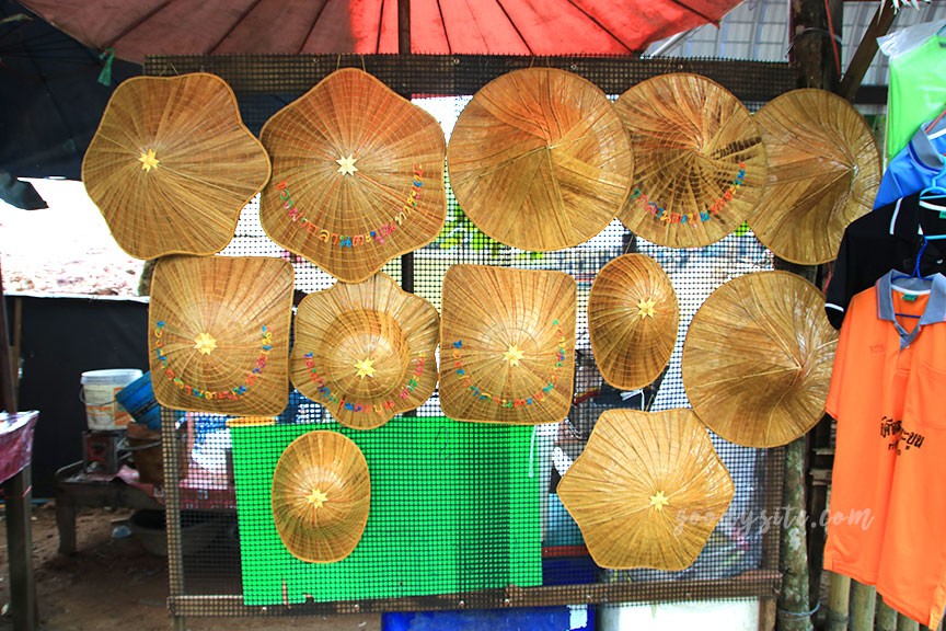 ตราด 5 บ้านท่าระแนะ กับลานตะบูน