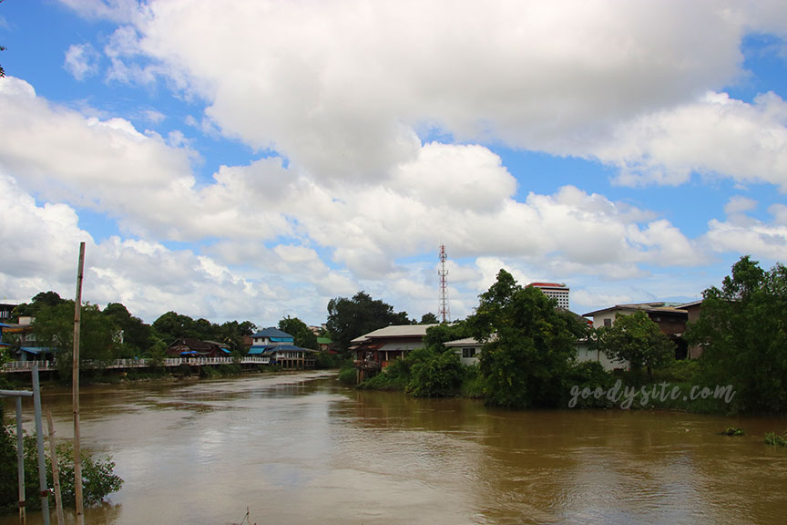 ตราด 2 โบสถ์คริสต์ จันทบุรี อาสนวิหารพระนางมารีอาปฏิสนธินิรมล