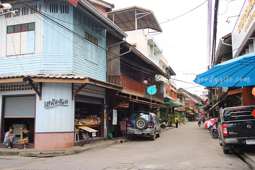 ตราด 2 โบสถ์คริสต์ จันทบุรี อาสนวิหารพระนางมารีอาปฏิสนธินิรมล