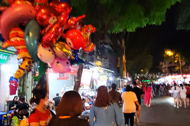 เวียดนามอีกครั้ง 6 สุสานลุงโฮ และถนน 36 สาย