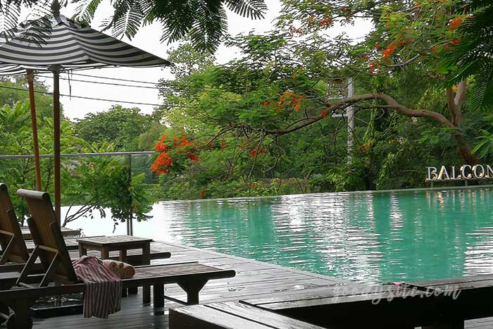 ศรีราชา 2 ที่พัก Balcony
