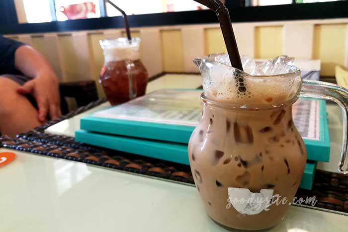 ไปเที่ยว Cat in Cafe