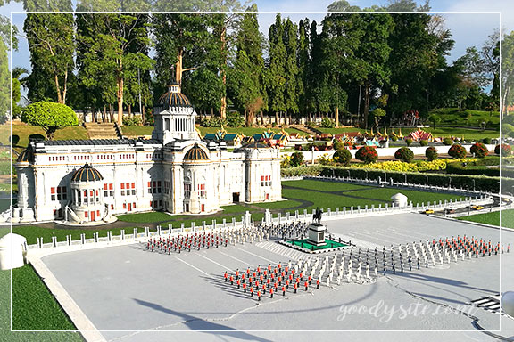 ชลบุรี 3 - มินิสยาม เมืองจำลองพัทยา