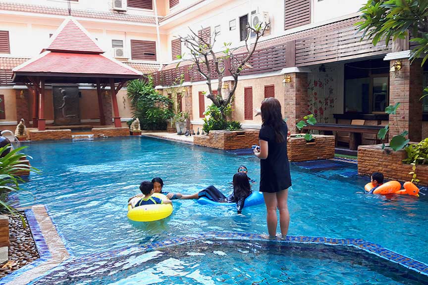 พัทยา-เกาะไผ่ 1: ที่พัก ไอยรี เพลส รีสอร์ท