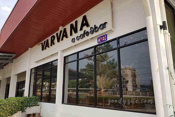 Varvana a Cafe & Bar ลาดกระบัง